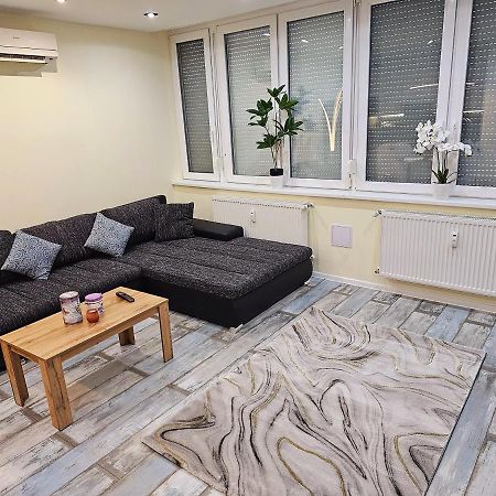 Apartamento Urban Loft Salgótarján Exterior foto