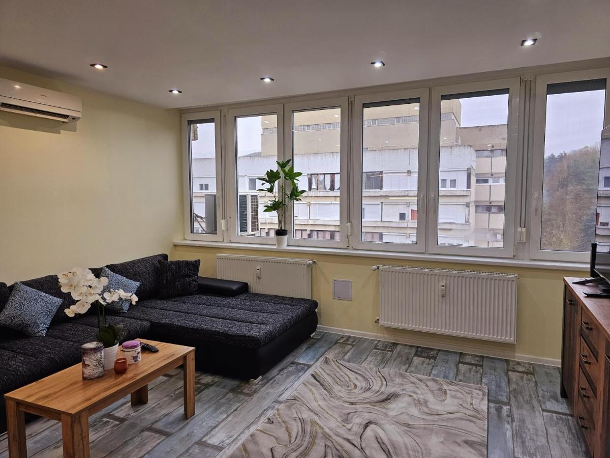 Apartamento Urban Loft Salgótarján Exterior foto