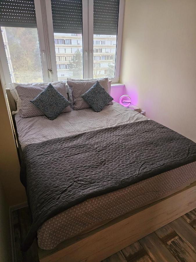 Apartamento Urban Loft Salgótarján Exterior foto