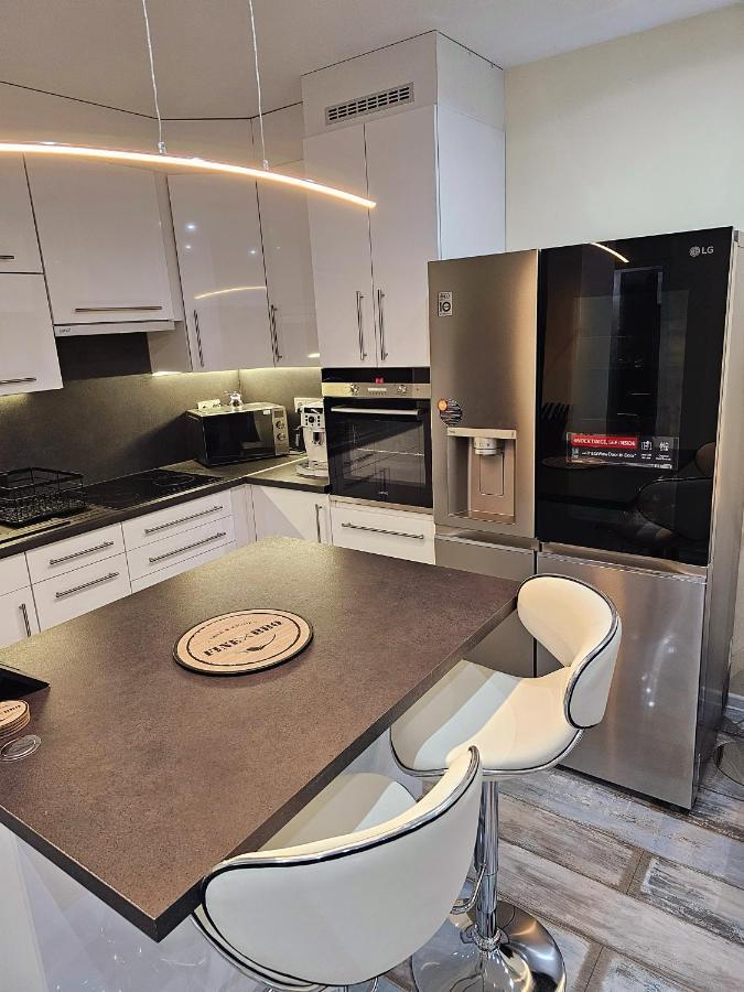 Apartamento Urban Loft Salgótarján Exterior foto